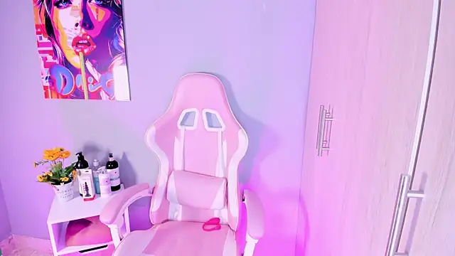 Snapshot of Athenea__fox chatting on 24, 11, 2025 Athenea fox online show from 24, 11, 2025