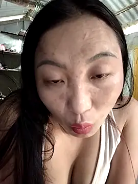 zhen-zo online show from 24, 4, 2026