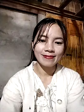 Snapshot of lmc-zz chatting on 8, 5, 2026 lmc-zz online show from 8, 5, 2026