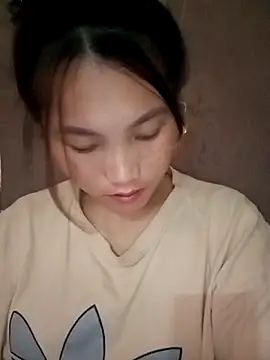 min-xinh online show from 2, 10, 2025