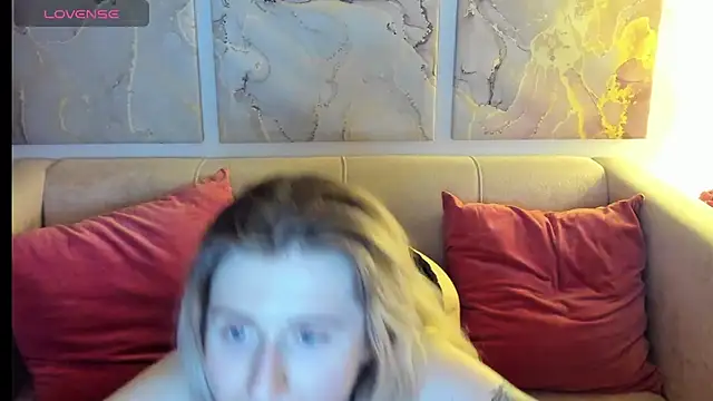 CamillaDreamer online show from 19, 4, 2026