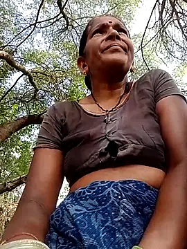 Snapshot of Rs_sonam chatting on 6, 10, 2025 Rs sonam online show from 6, 10, 2025