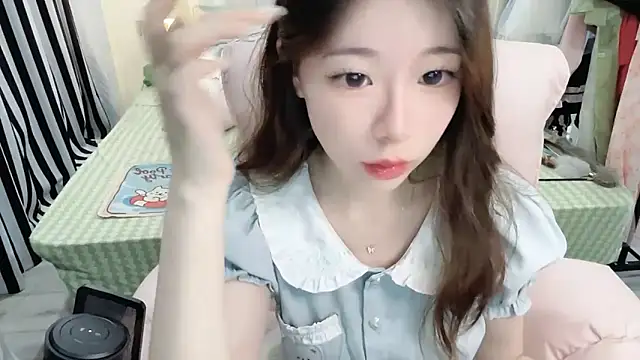 Snapshot of Gardenia-222 chatting on 7, 5, 2026 Gardenia-222 online show from 7, 5, 2026