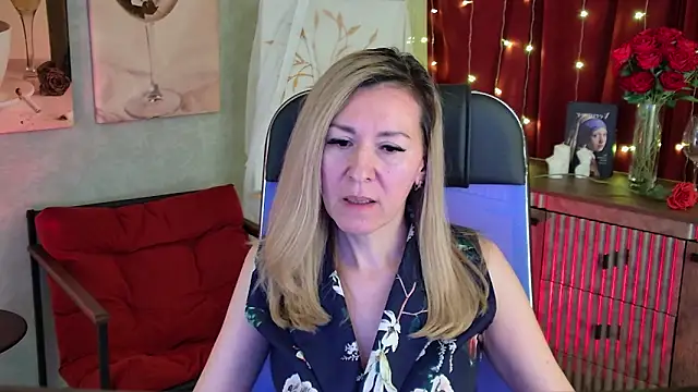 Snapshot of DonnaSmitth chatting on 22, 4, 2026 DonnaSmitth online show from 22, 4, 2026