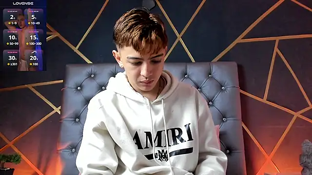 Lian Miller1  online show from 12, 11, 2025