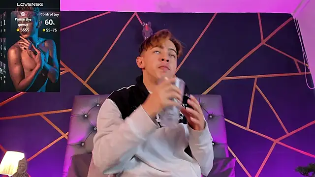 Lian Miller1  online show from 23, 4, 2026