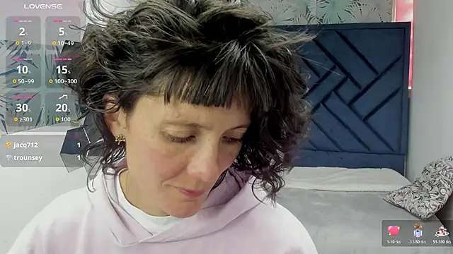 Valery More   online show from 30, 11, 2025