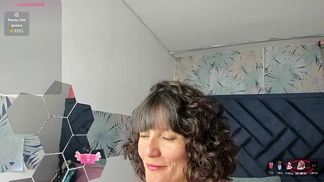 Valery More   online show from 20, 2, 2026