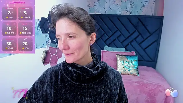 Valery More   online show from 25, 4, 2026