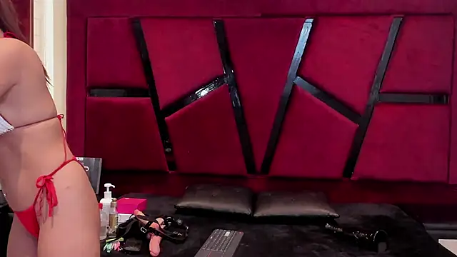 AmbarMonroe online show from 21, 11, 2025