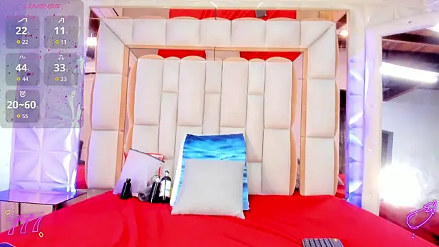 violet milleer online show from 17, 4, 2026