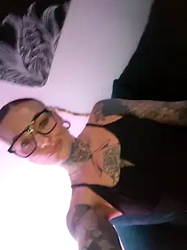 Snapshot of Peach420live chatting on 3, 12, 2025 Peach420live online show from 3, 12, 2025