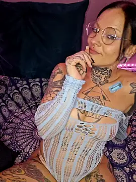 Peach420live online show from 27, 7, 2026