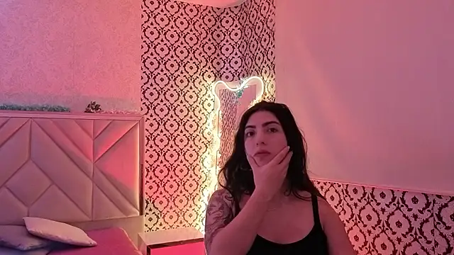 Ixchel tay online show from 6, 2, 2026