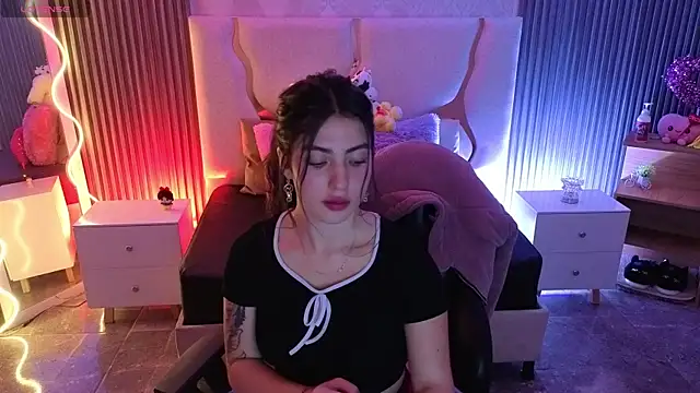 Ixchel tay online show from 23, 4, 2026