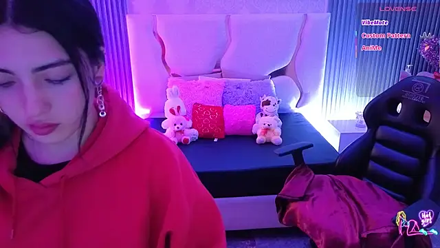 Ixchel tay online show from 24, 4, 2026