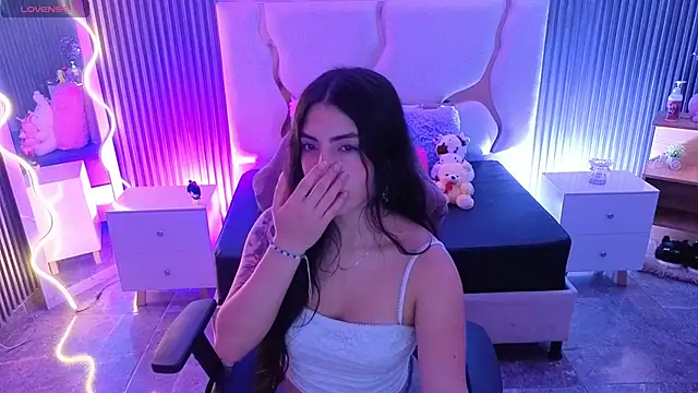 Ixchel tay online show from 25, 4, 2026