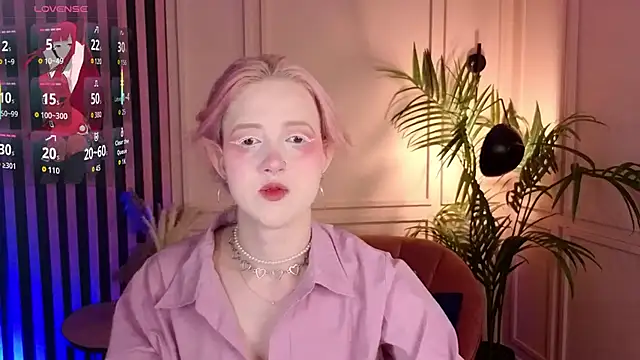 luna son online show from 13, 11, 2025