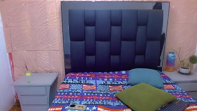 Snapshot of thaigo_twink38 chatting on 18, 10, 2025 thaigo twink38 online show from 18, 10, 2025