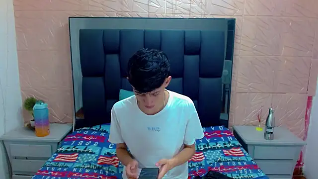 Snapshot of thaigo_twink38 chatting on 27, 10, 2025 thaigo twink38 online show from 27, 10, 2025