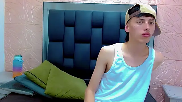 Snapshot of thaigo_twink38 chatting on 4, 12, 2025 thaigo twink38 online show from 4, 12, 2025