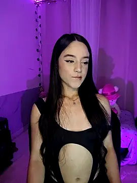 Snapshot of tamara_vald chatting on 4, 10, 2025 tamara vald online show from 4, 10, 2025