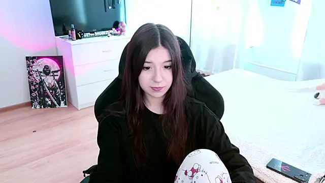 Snapshot of Azaliya_Haze chatting on 26, 6, 2026 Azaliya Haze online show from 26, 6, 2026