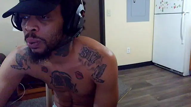 thefreakscomeoutatnight online show from 28, 4, 2026