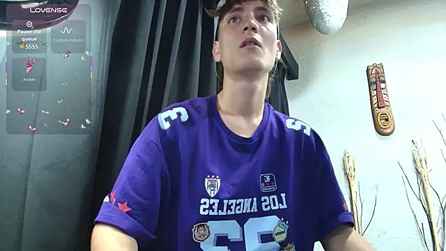 ZackMaye online show from 13, 10, 2025