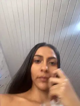 miluwatson online show from 10, 10, 2025