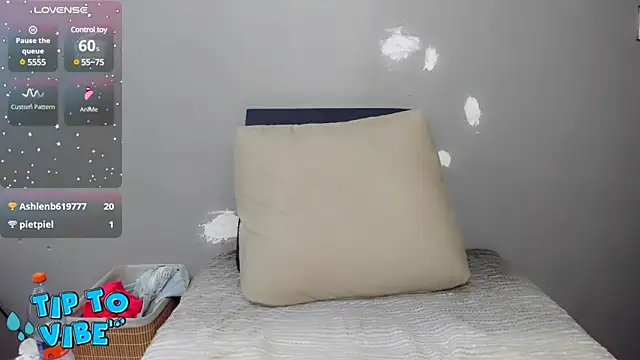 Snapshot of INDIANROMANCE chatting on 11, 12, 2024 INDIANROMANCE online show from 11, 12, 2024