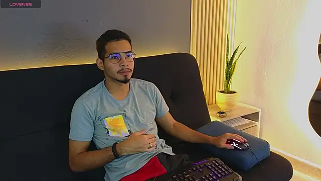 Jaybrown  1 online show from 19, 10, 2025