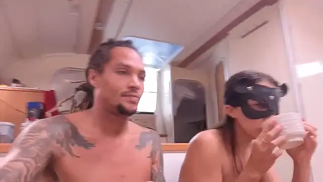 Snapshot of Monk_and_Mia chatting on 15, 11, 2025 Monk and Mia online show from 15, 11, 2025