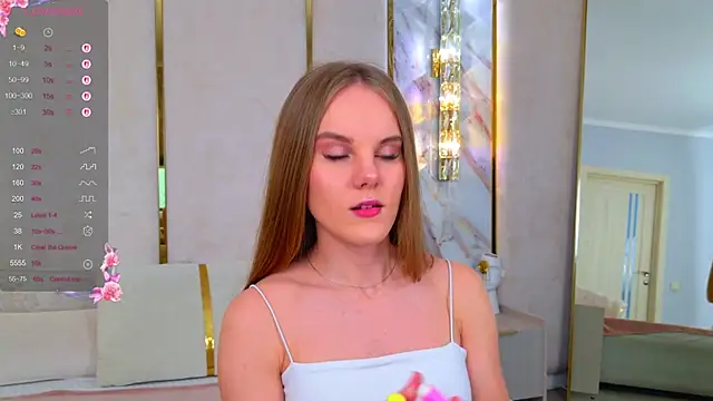 Lili Lohan online show from 17, 10, 2025