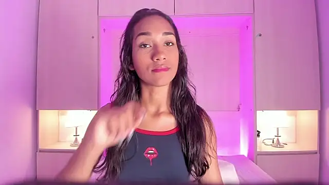 AnahiCollins online show from 24, 3, 2026