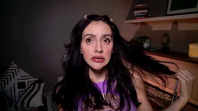 Milana De online show from 23, 7, 2026