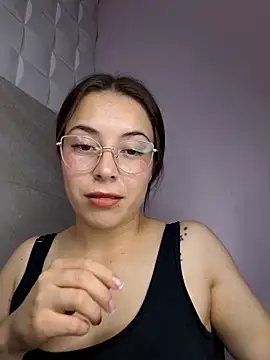 EmmaValencia  online show from 13, 11, 2025