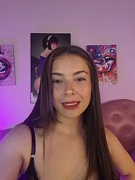 EmmaValencia  online show from 7, 2, 2026