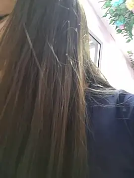 EmmaValencia  online show from 21, 4, 2026