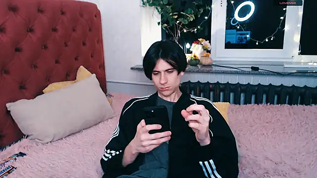 Ellis Rin online show from 24, 11, 2025