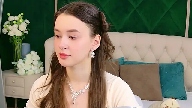 EvaSwen online show from 15, 4, 2026