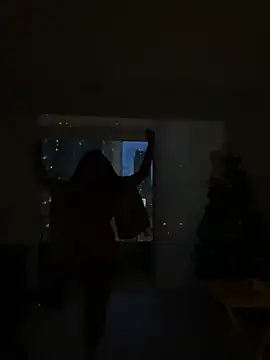 tia   fox online show from 14, 3, 2026