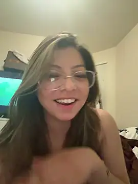 bunnygorl12 online show from 13, 5, 2026