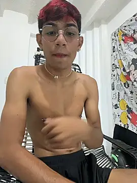 Snapshot of cherub_ chatting on 8, 2, 2026 cherub online show from 8, 2, 2026