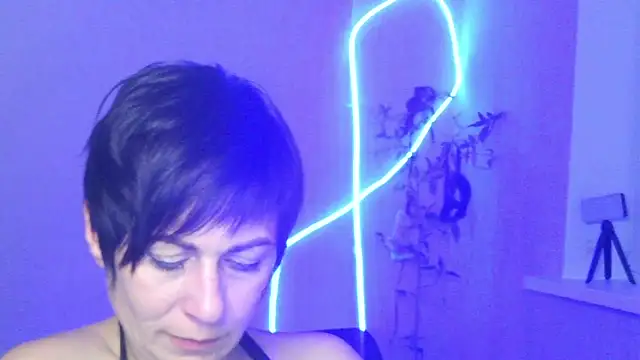 Snapshot of Ashley_Brookss chatting on 8, 11, 2025 Ashley Brookss online show from 8, 11, 2025