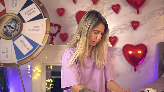 CassieMiles online show from 13, 2, 2026