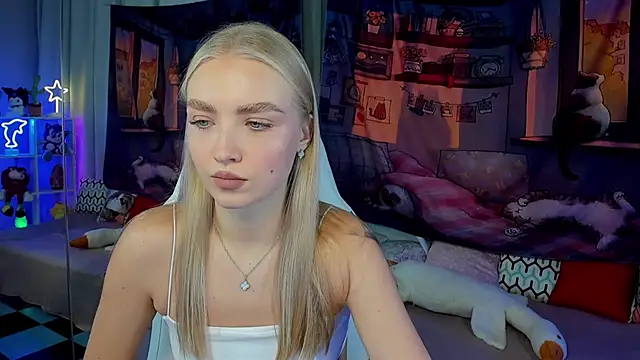 TessaGrays online show from 31, 10, 2025