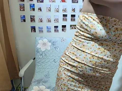Snapshot of Hot_Athena99x chatting on 19, 6, 2026 Hot Athena99x online show from 19, 6, 2026