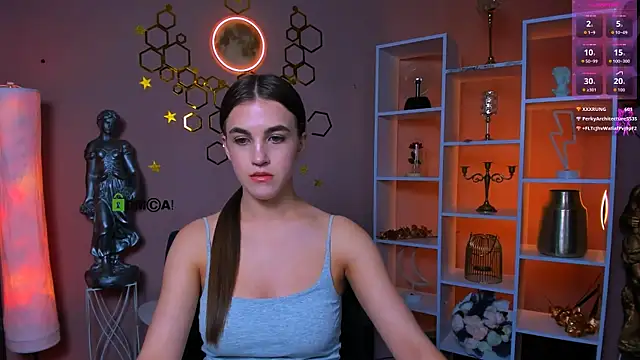 lina fox12 online show from 28, 7, 2026