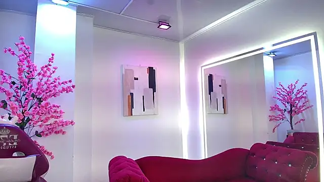 Gabriela milani online show from 11, 11, 2025